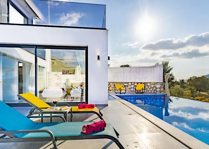 Villa Akbel 2 Bedroom 8199